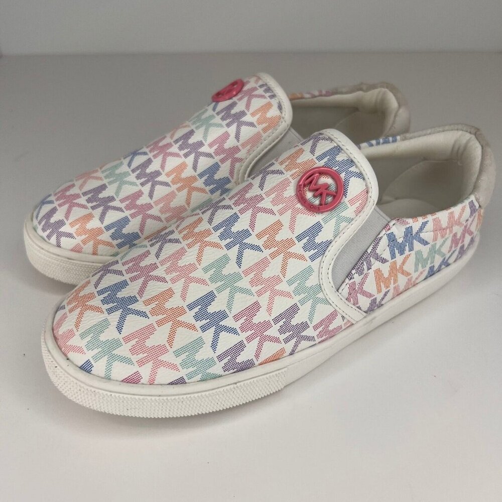 Michael Kors Girls White Casual Fabric MK Logo Low Top Flat Size 3 Slip On Shoes - Picture 1 of 9